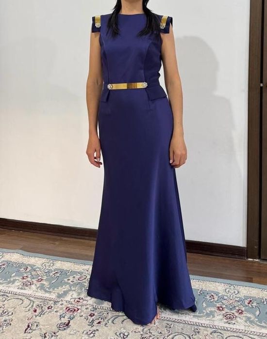 Веченее женское платье