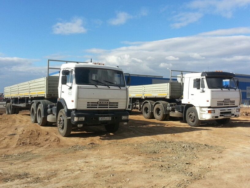 Услуги длинномера. Тягач, шаланда, полуприцеп.