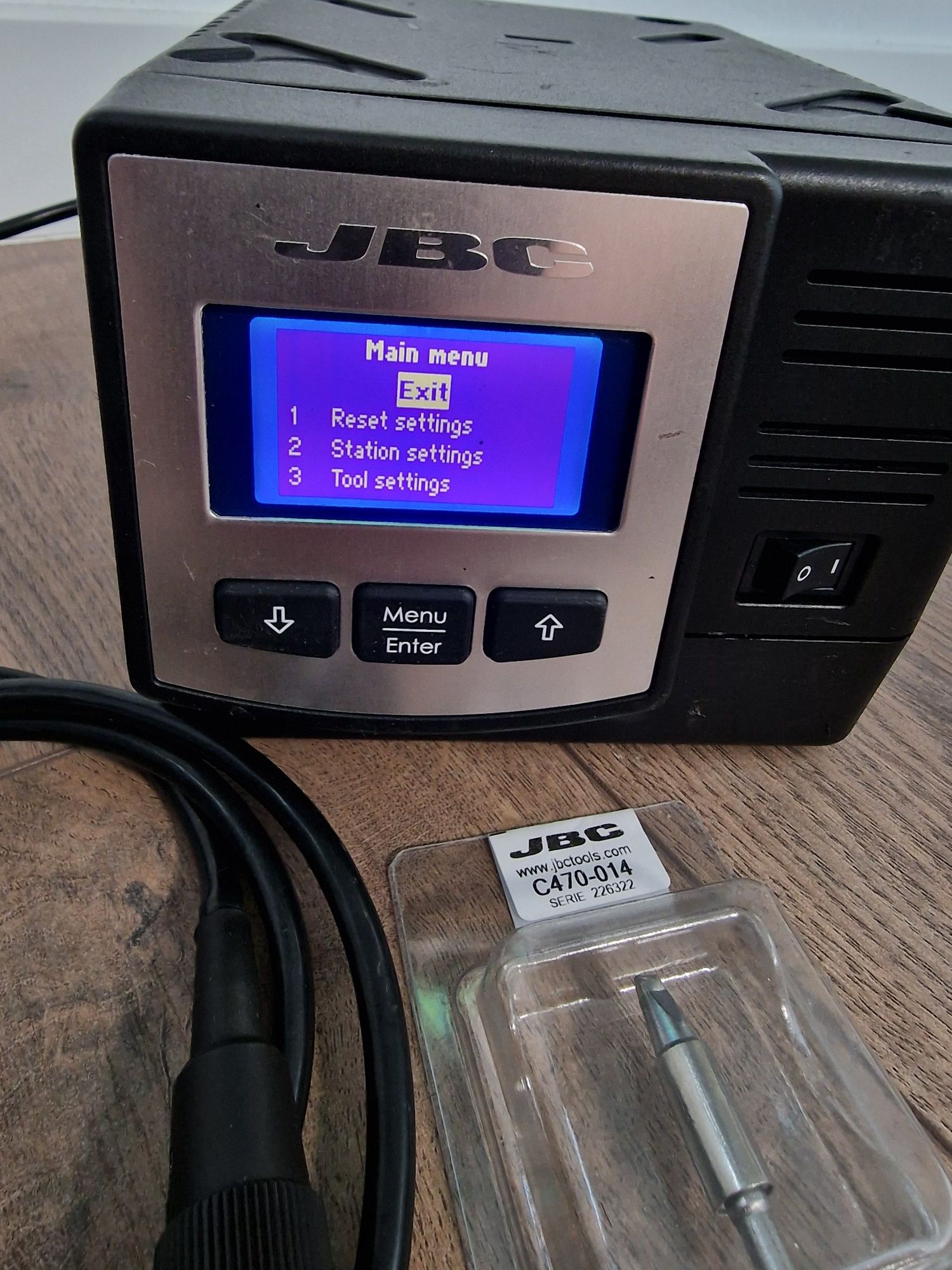 De vânzare: Stație de lipit profesională JBC HD + Mâner T470-S + Vârf