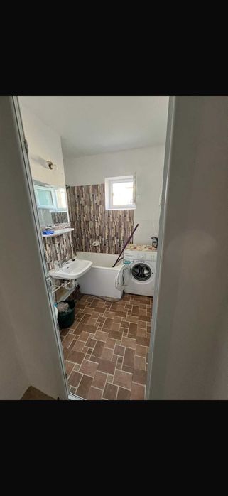 Inchiriez apartament 3 camere M6