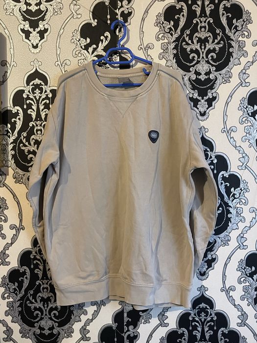 Pulover nike pretul este negociabil