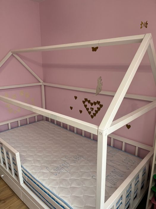 Детско легло къща 100/200 см с матрак и подматрачна рамка