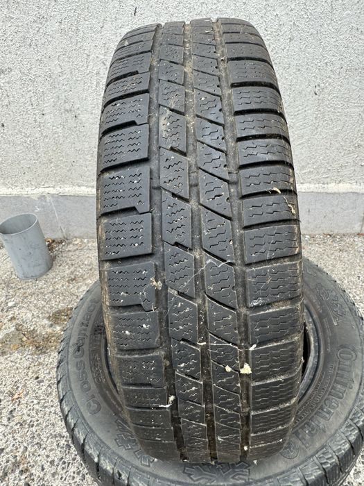 4 бр. Зимни гуми 15 цола 175/65/15 CONTINENTAL