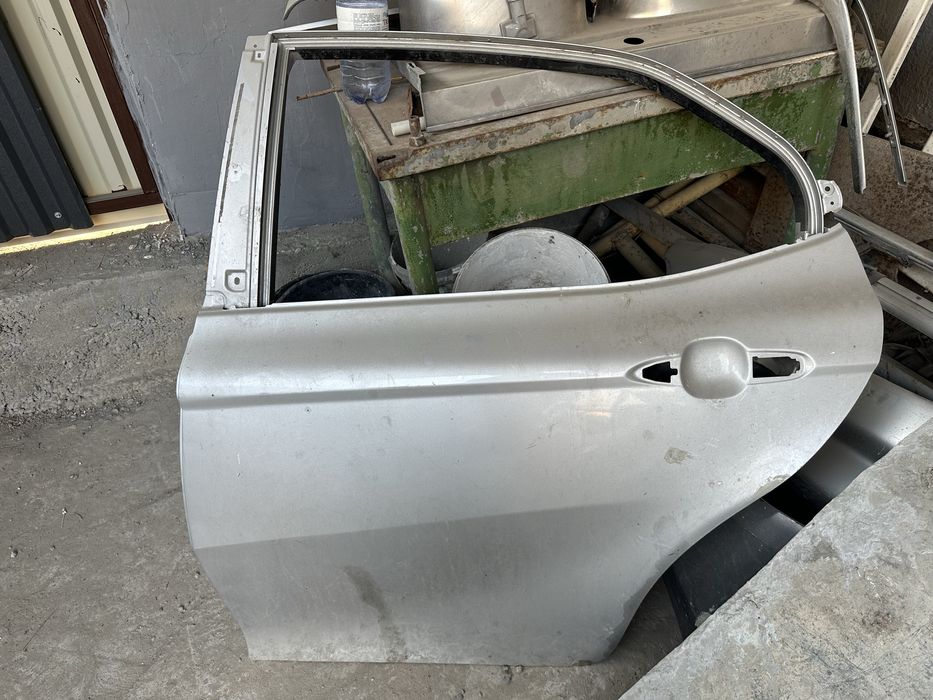 Toyota camry 70 дверь