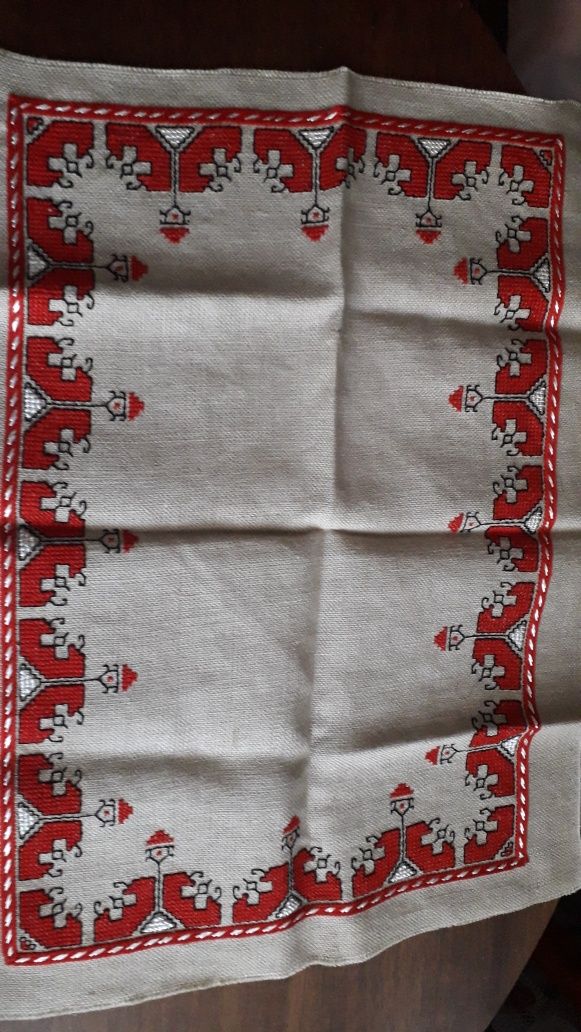 Карета с български шевици