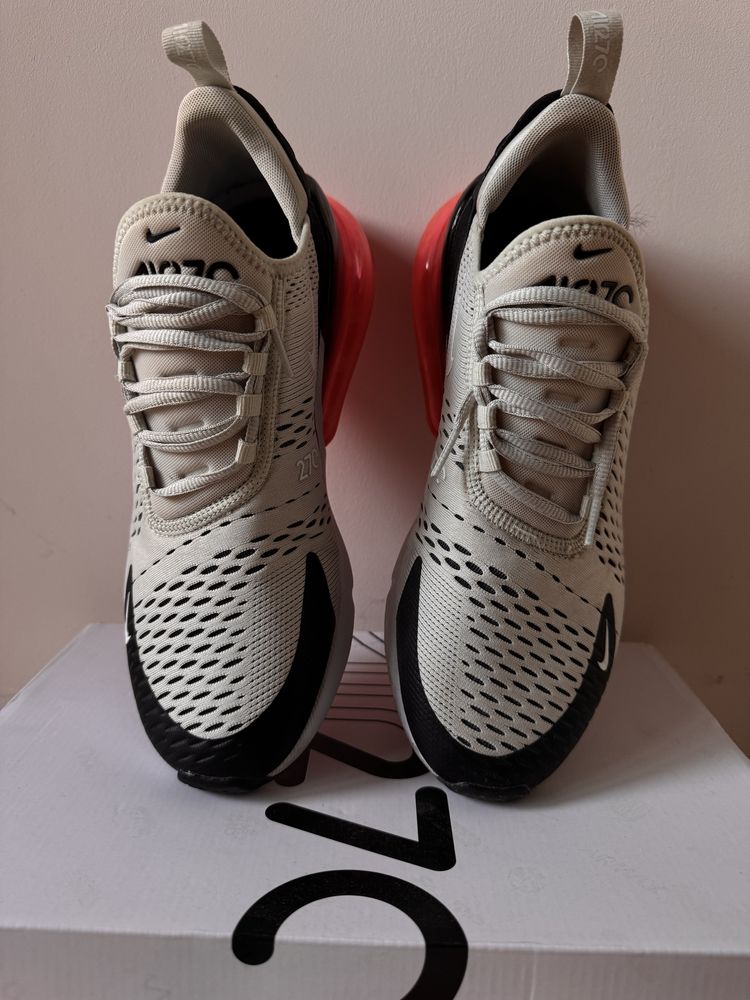 Nike Air Max 270