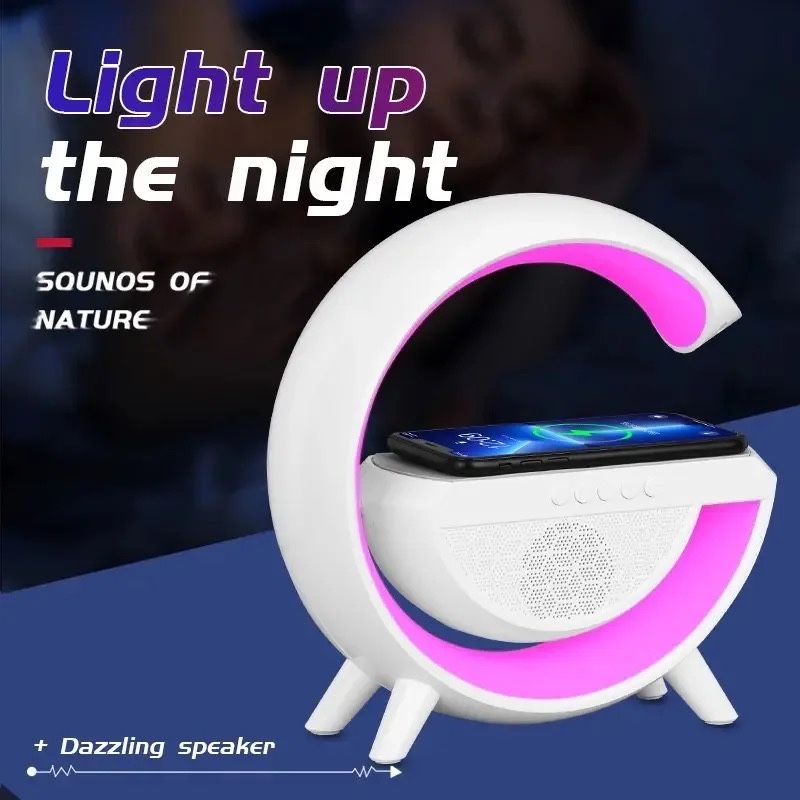 Бзжична Led лампа със зарядно и високоговорител/ Wireless led lamp