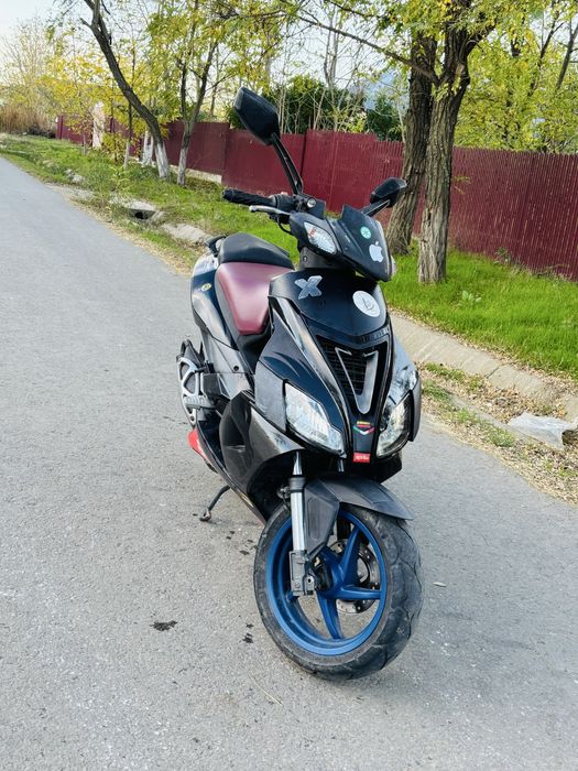 Aprilia sr 50 factory