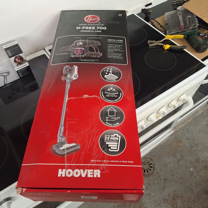 Акумулаторна прахосмукачка Hoover H Free 700 с два броя батерии