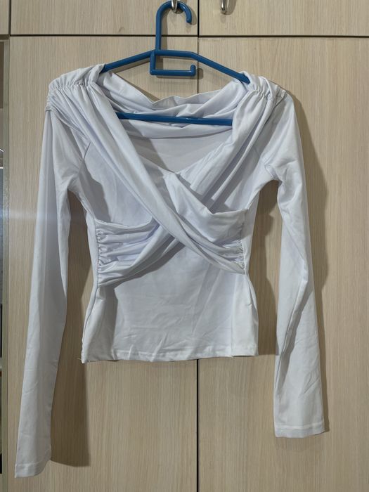 Женская одежда блузка