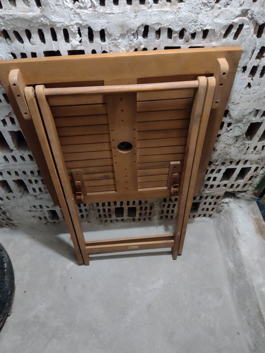 Vând Masă de terasă