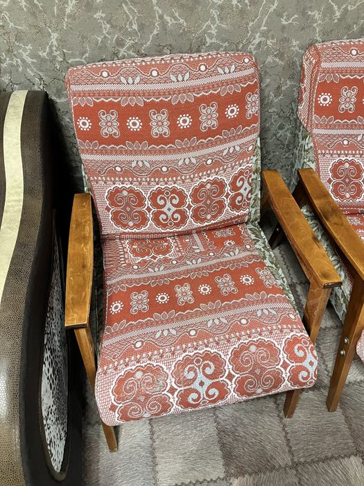 Продаю ретро кресла