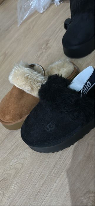 Papuci imblaniti pentru fete