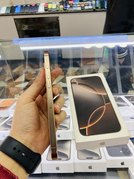 iPhone 16 Pro Max 256 gb desert