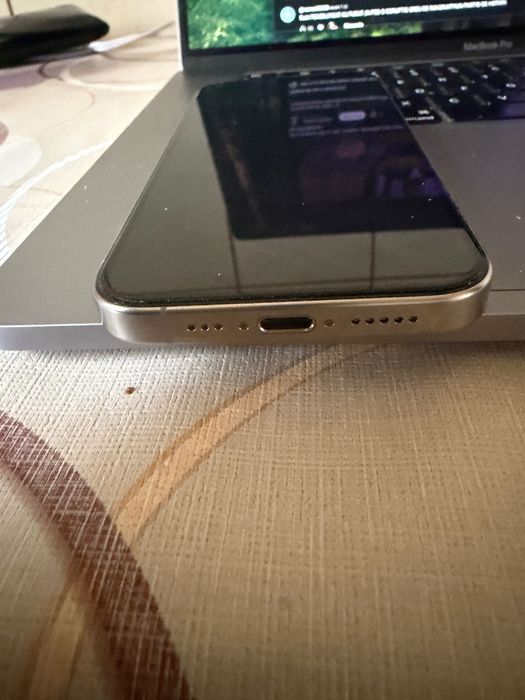 Iphone 15 Pro 128GB GARANTIE 1 AN