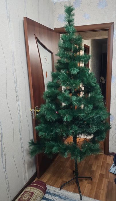 Продается новогодняя елка