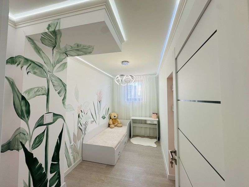 Дизайнерски 3- стаен апартамент Кръстова Вада