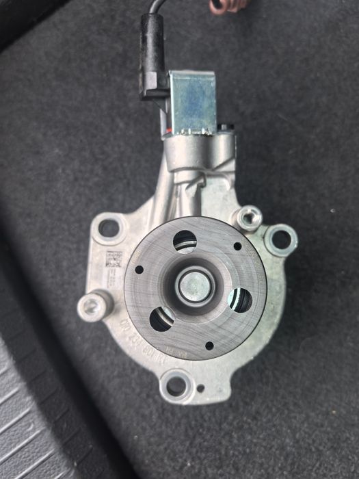 Водна помпа за 1.6tdi vw, audi, skoda
