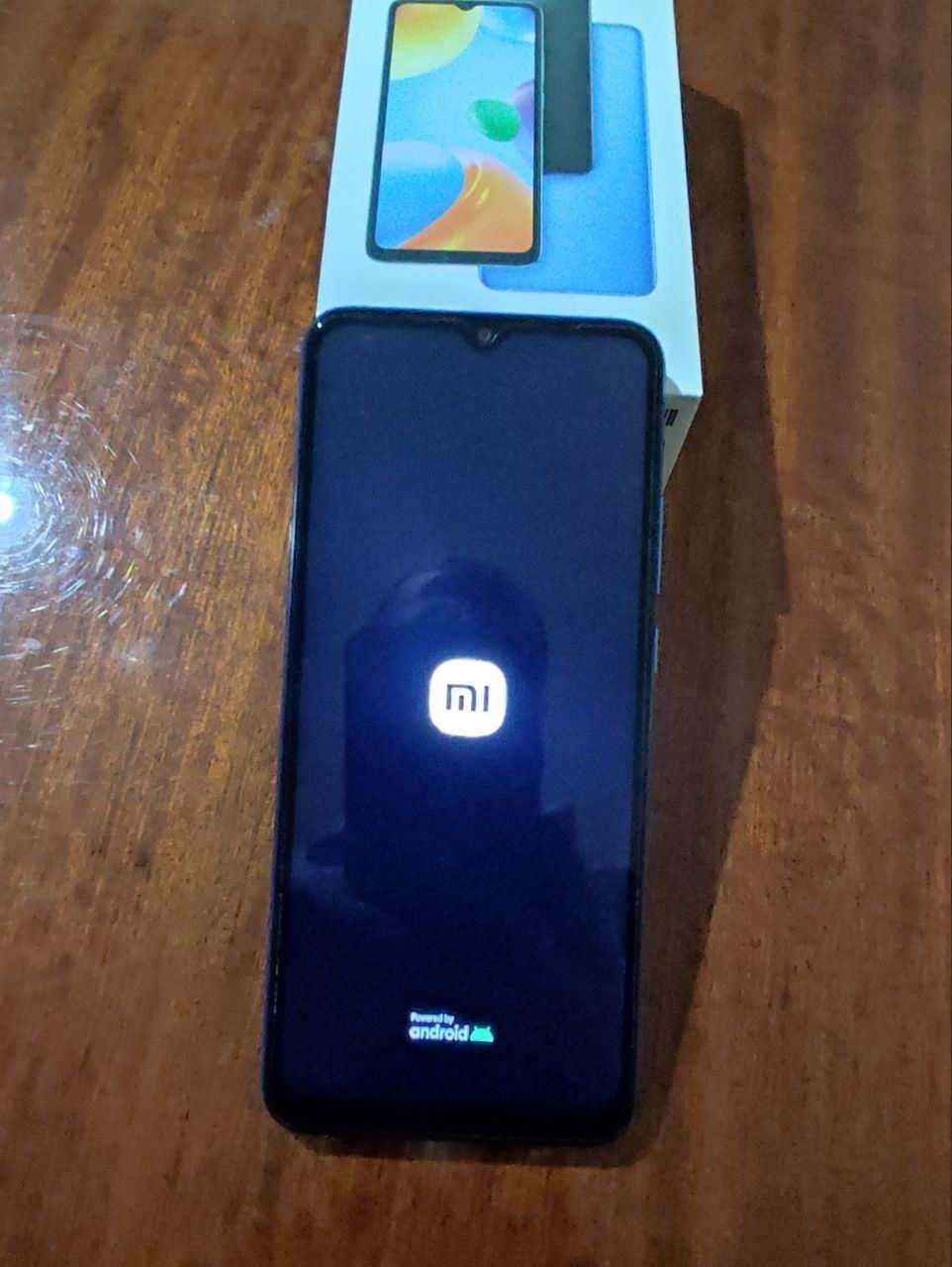 Redmi  sotiladi xolat toptozo