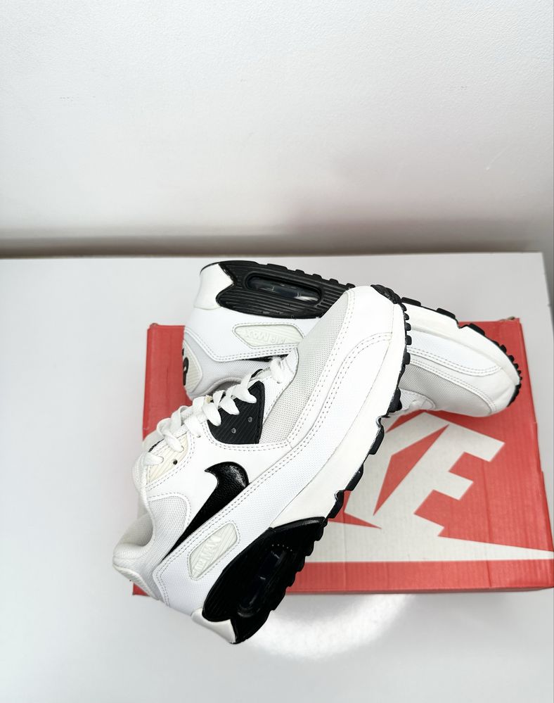 Nike Air Max 90 ( 38) Маратонки