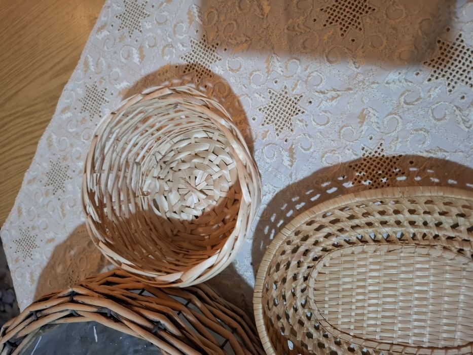 Четири броя  панери