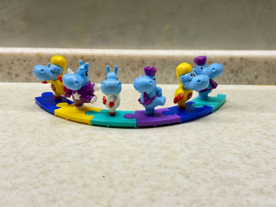 Игрушки киндер бегемоты