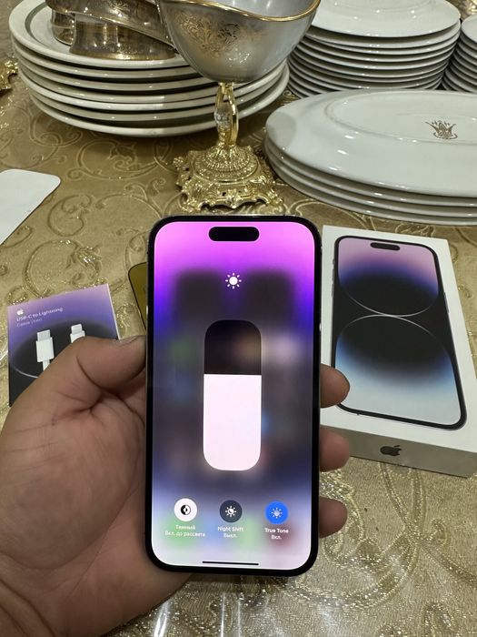 Iphone 14 Pro Purple