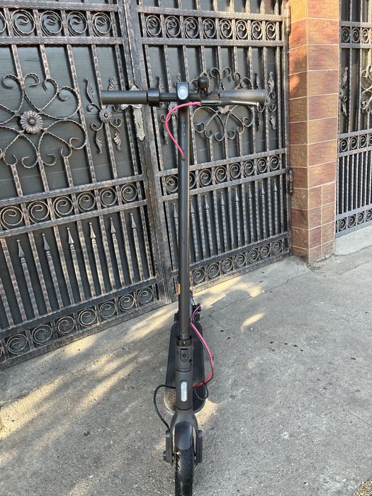 Trotineta electrica Xiaomi Mi Pro 2