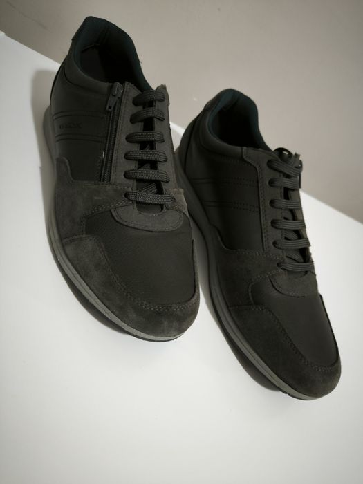 Кроссовки бренда Geox