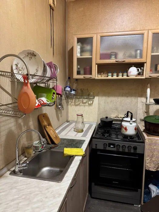 Продаю 1 комнатную квартиру на Сергели 2