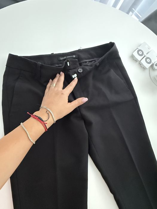 Pantaloni dama Zara