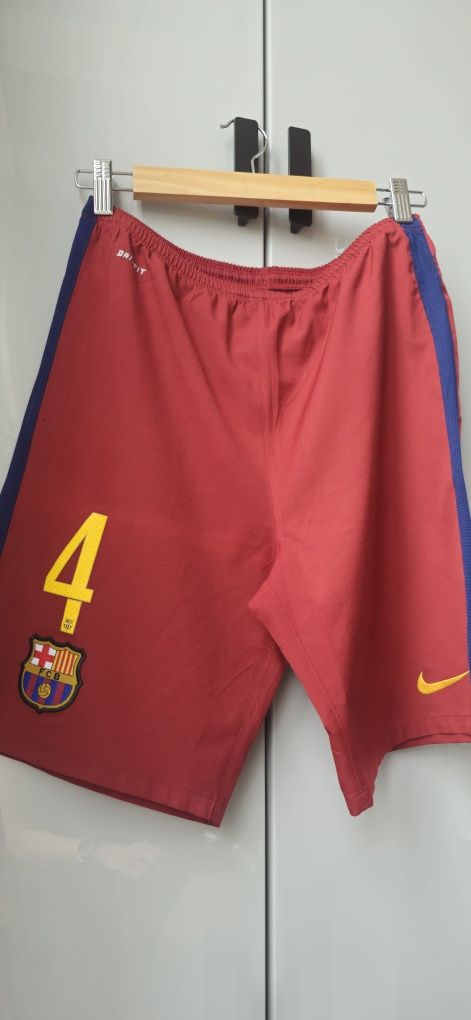 FC Barcelona ретро къси панталони XL
