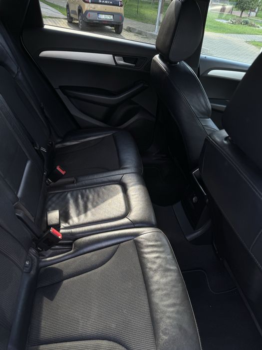 Audi Q5 - 2.0TDI- 170CP-Quattro-2011-3X S-Line