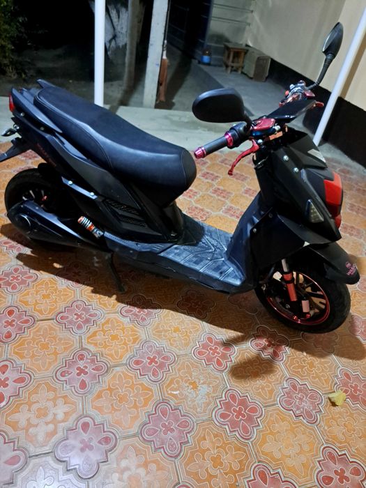 Redline Skuter  xolti zor