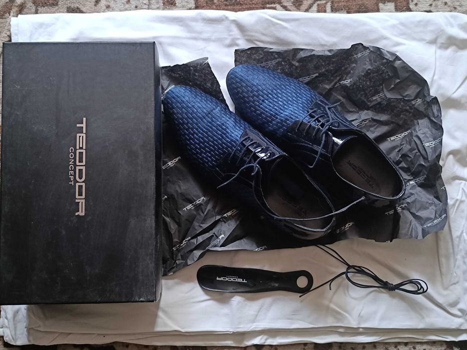 Абитуриентски костюм от модна къща “Теодор”