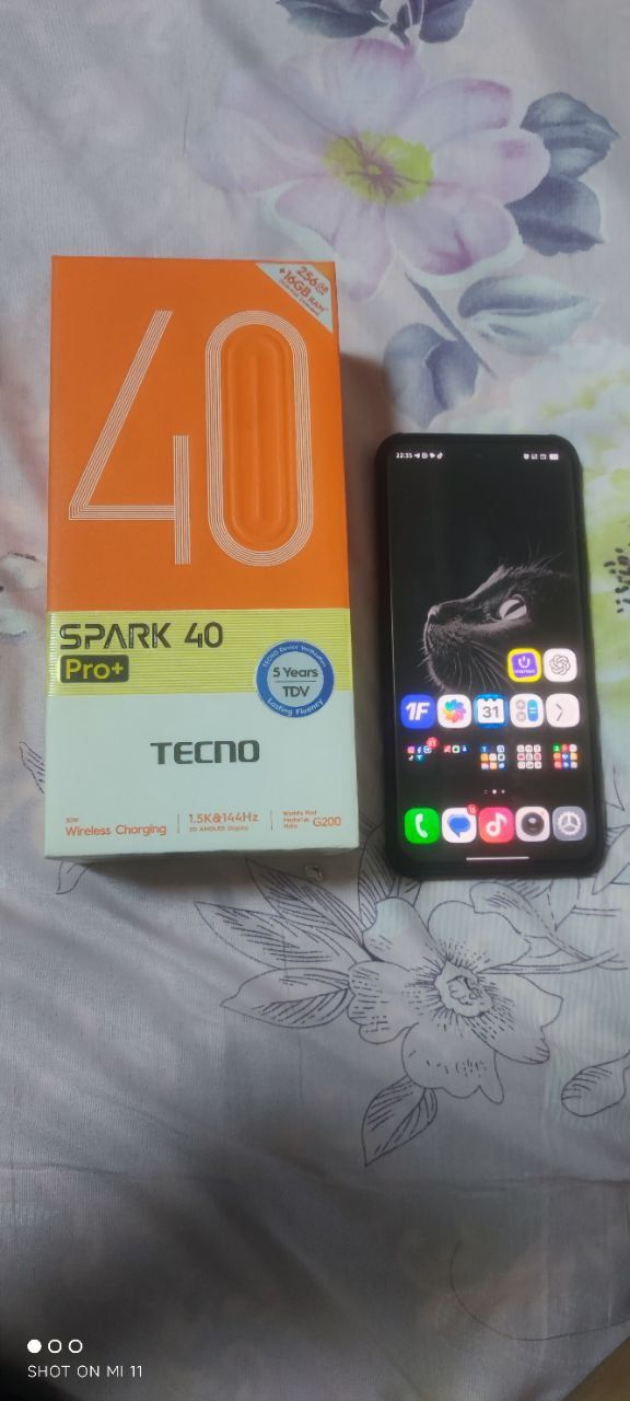 Techno Spark 40 pro plus