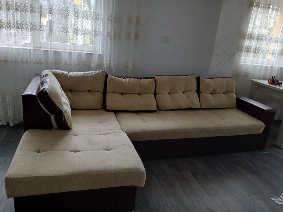 Vand canapea extensibila