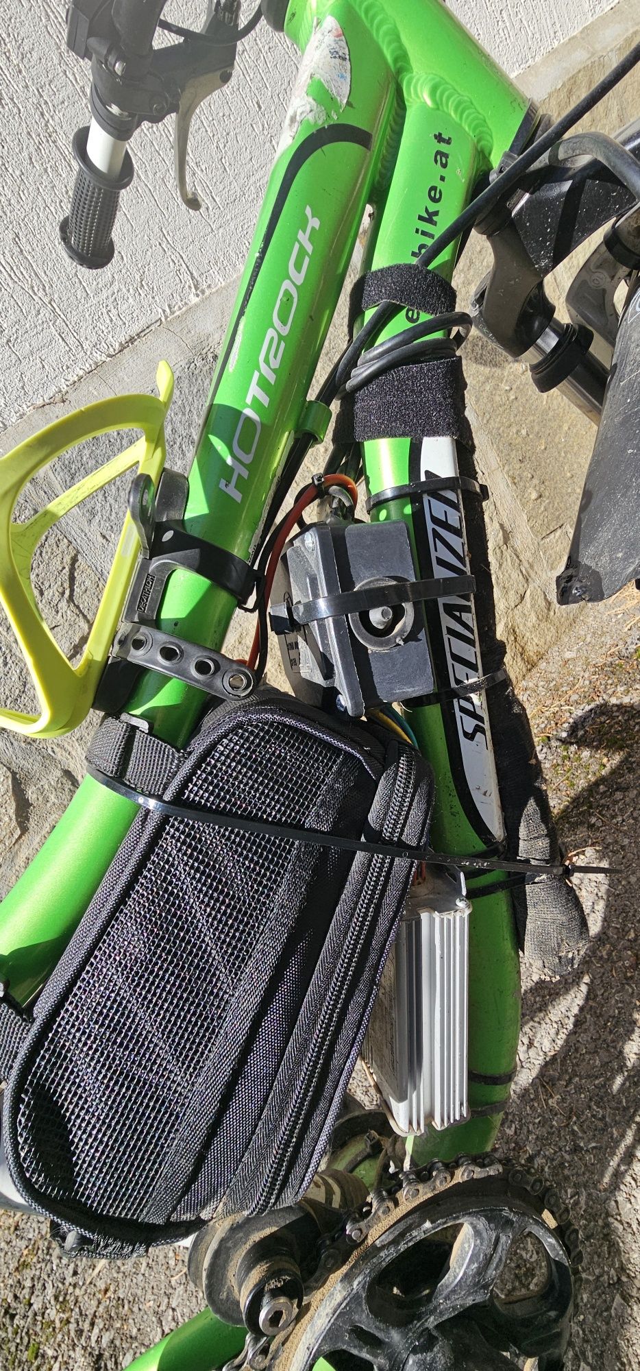 Детско електрическо колело велосипед Specialized 20 инча