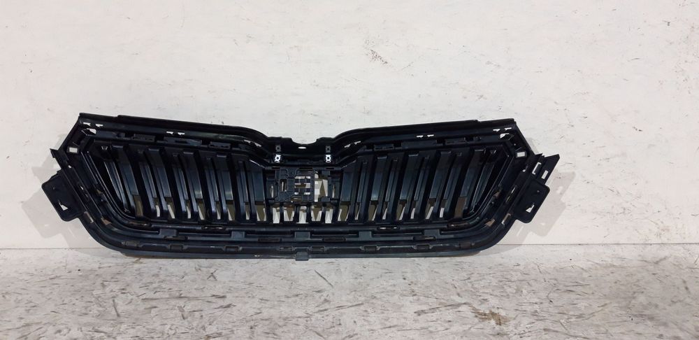 Grila radiator Skoda Kamiq, 2019, 2020, 2021, 2022, cod origine OE 658853653A.