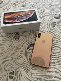 iPhone XS rose gold