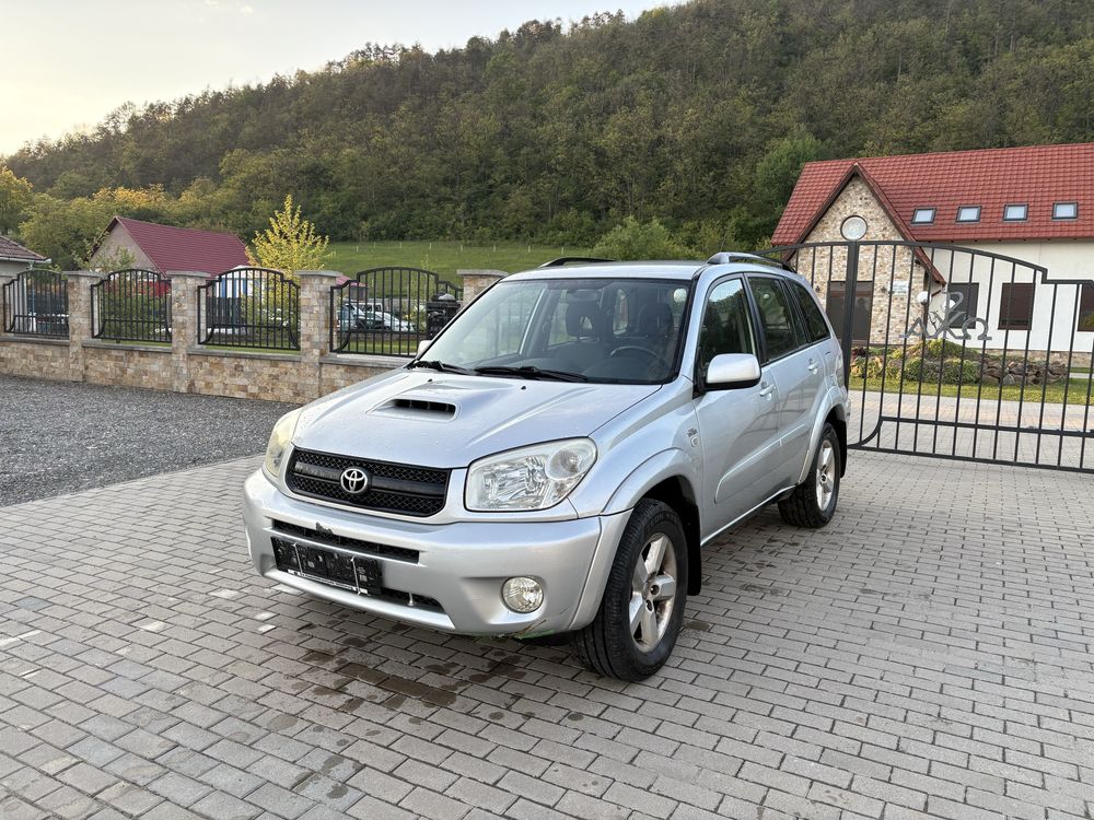 TOYOTA RAV4 4x4 2.0 diesel