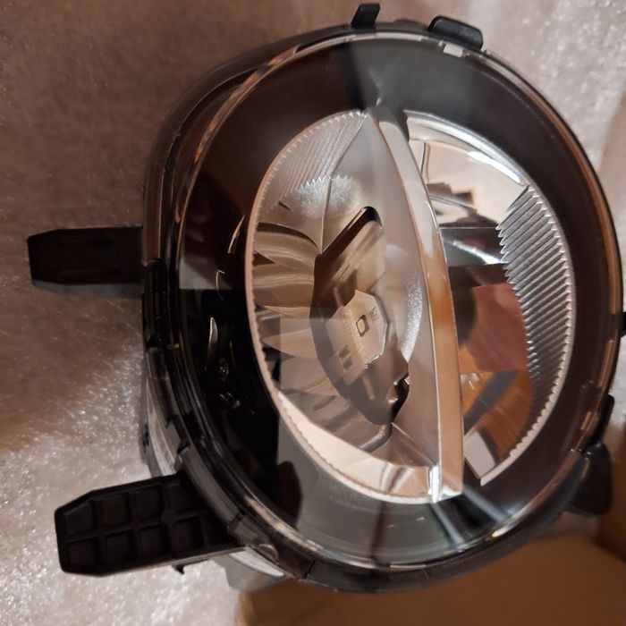 Proiector stanga led BMW