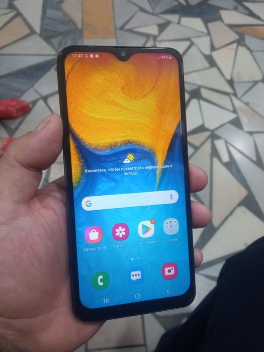 Samsung A20 sotiladi