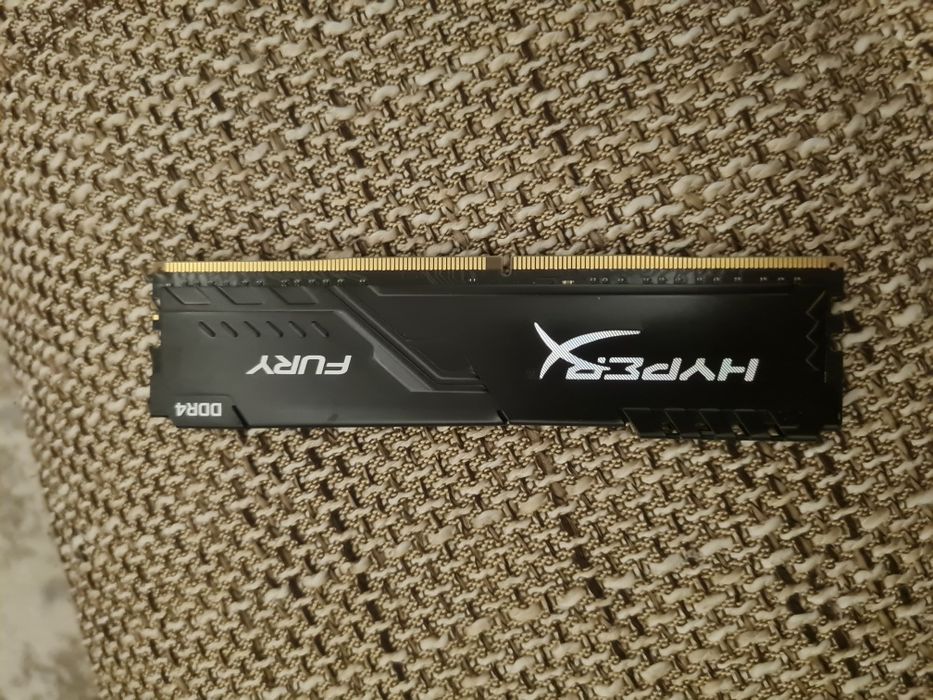 Памет HyperX Fury Black 32GB (2x16GB), DDR4, 3200MHz, CL16, 1.35V