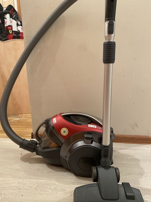 Пылесос LG продам