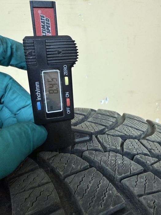Зимни гуми 255/45/18 kumho