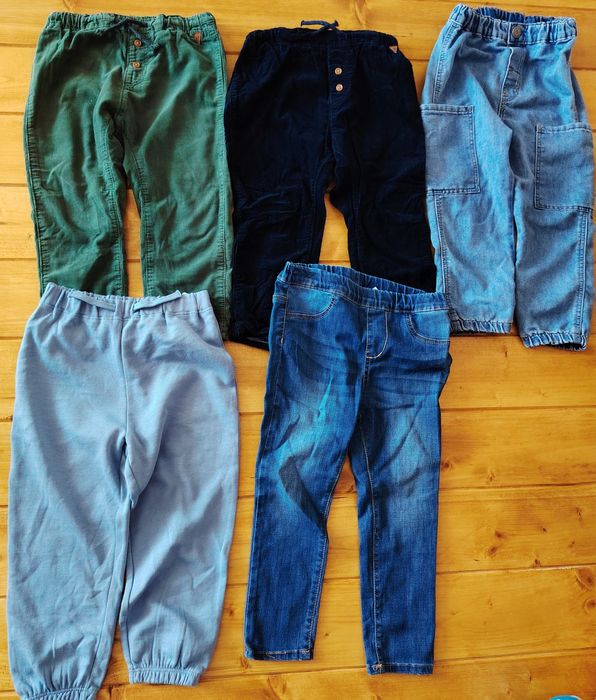 Vând pantalonii H&M