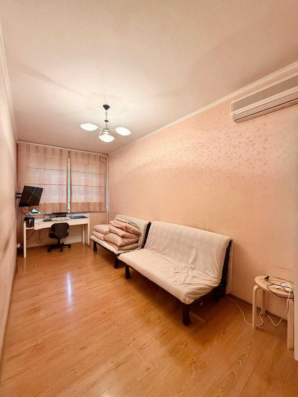 4-х комнатная переделана в 3-ную квартиру на Ц-1  ID: 2571