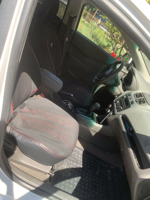 Chevrolet Cobalt белый