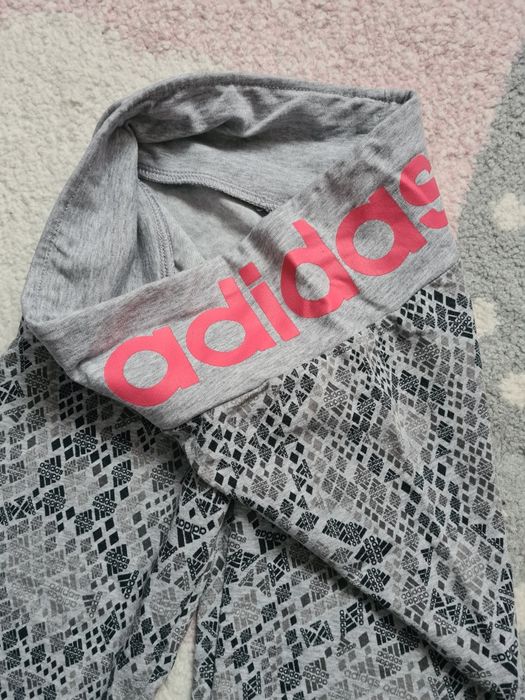 Vând colanți Adidas și Puma